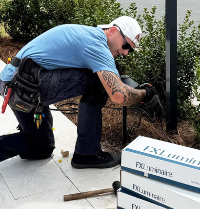 fx luminaire installation